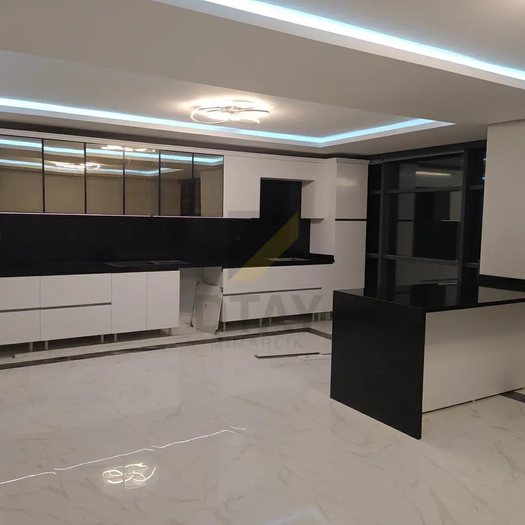 Bahçeşehir Penthouse — salon — TV duvarı
