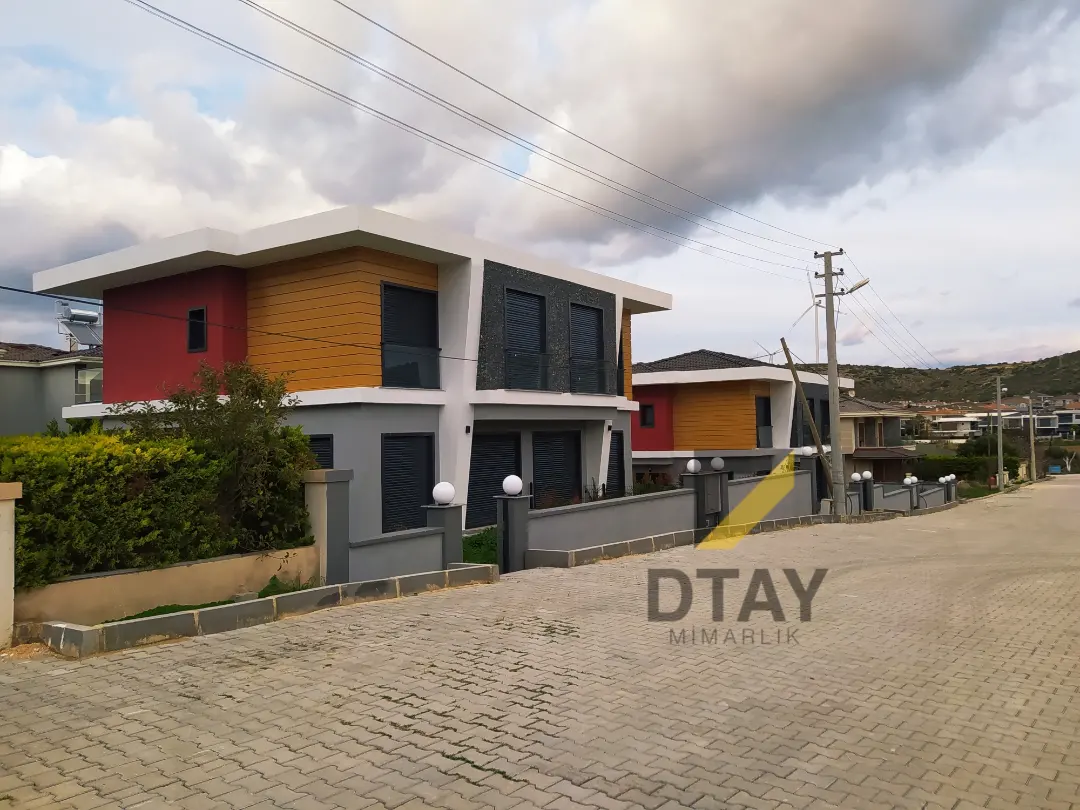 İzmir Çeşme Villa — cephe — sokak görünümü